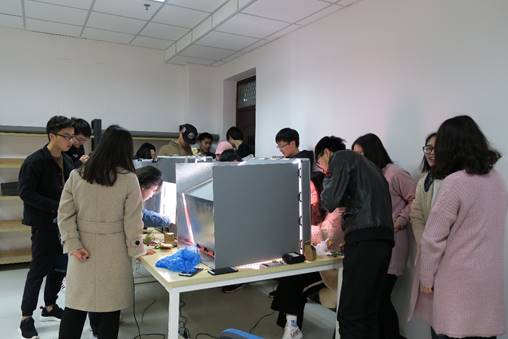 說明: F:\全球十大网赌正规官网\實驗室海報\商品拍攝實訓室\商品拍攝實訓室文化建設素材\IMG_0253.JPG