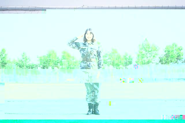 說明: 榮阿敏